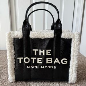 Marc Jacobs Medium Crinkle Leather Tote Bag